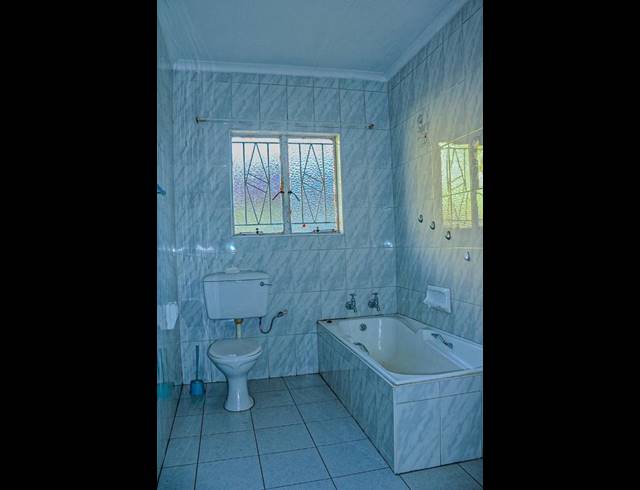 5 BEDROOM HOUSE FOR SALE IN BIRCH ACRES